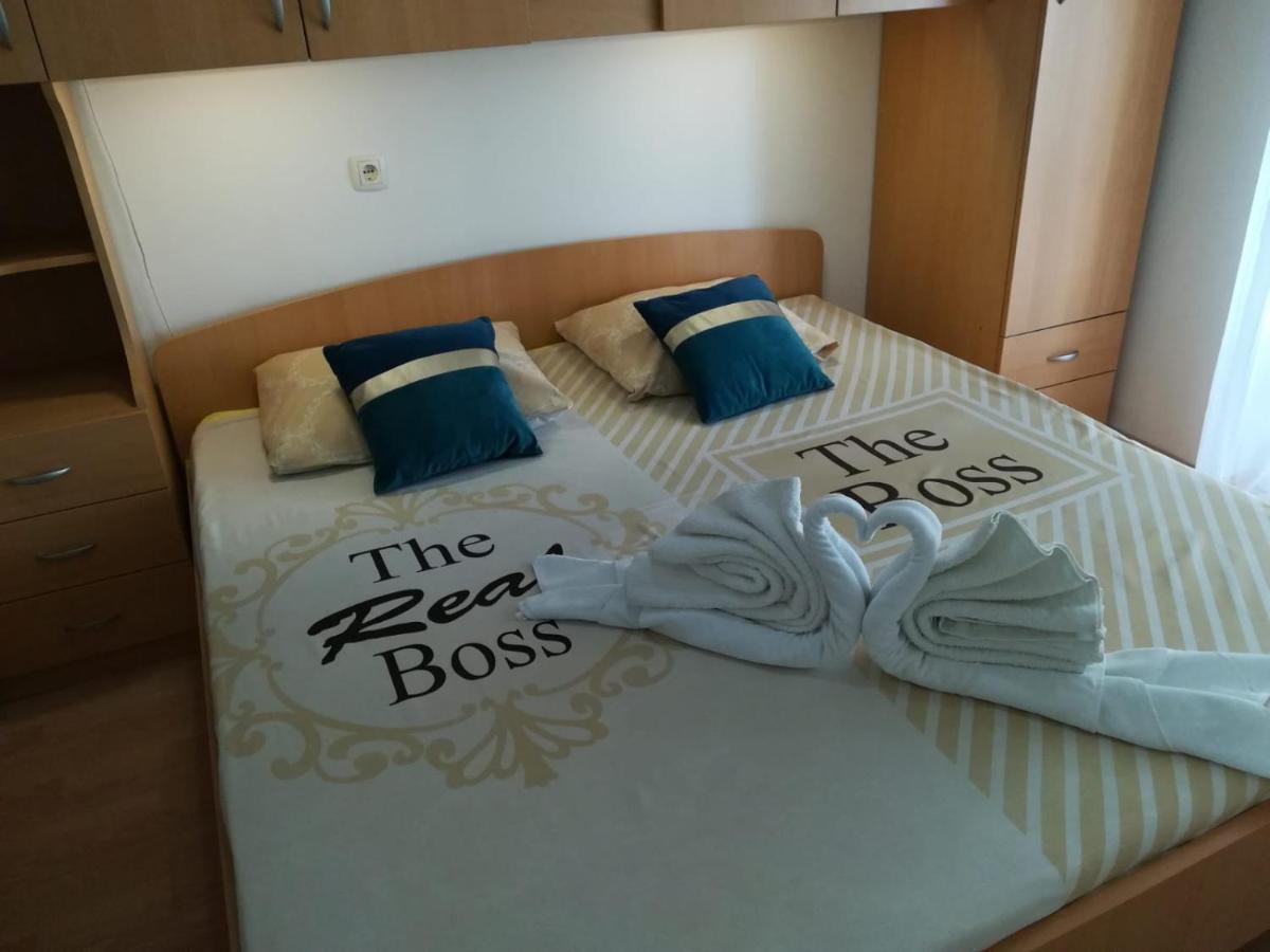Apartment And Room Hudoletnjak Сило Экстерьер фото