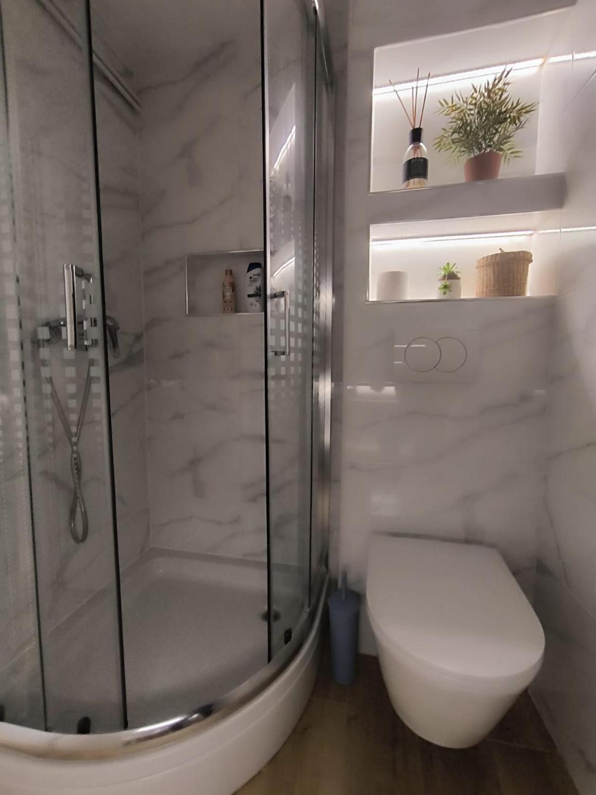 Apartment And Room Hudoletnjak Сило Номер фото